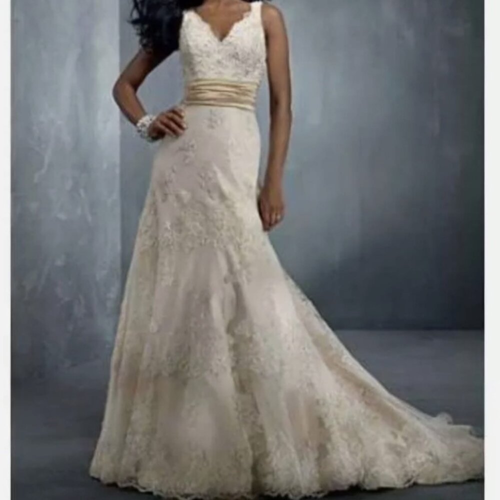 Alfred Angelo Wedding Dress